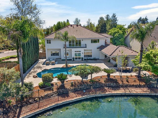 1501 Chalupa Pl, Davis, CA 95618