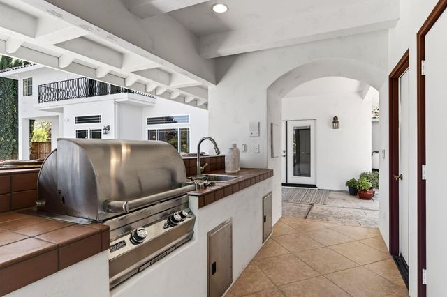 1501 Chalupa Pl, Davis, CA 95618