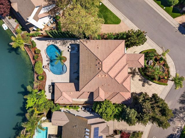 1501 Chalupa Pl, Davis, CA 95618