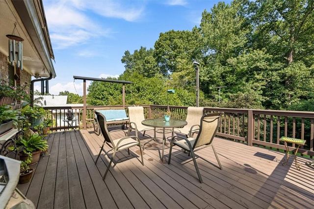 2950 Foothill Trail, Marietta, GA 30066