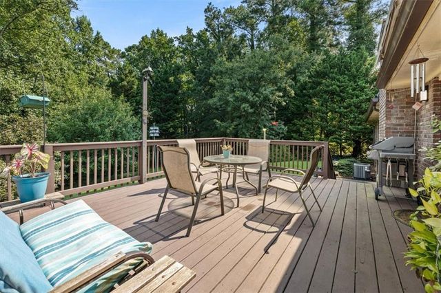 2950 Foothill Trail, Marietta, GA 30066