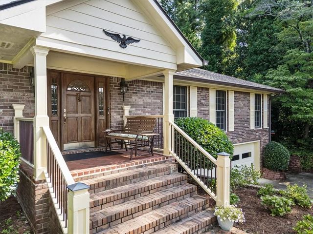 2950 Foothill Trail, Marietta, GA 30066