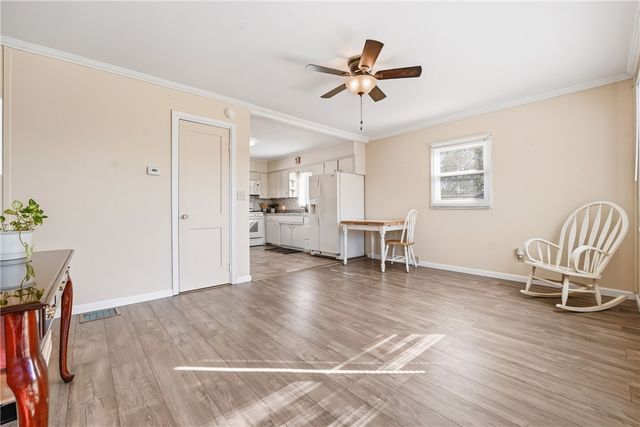 1613 Wooley Ave, New Castle, PA 16101