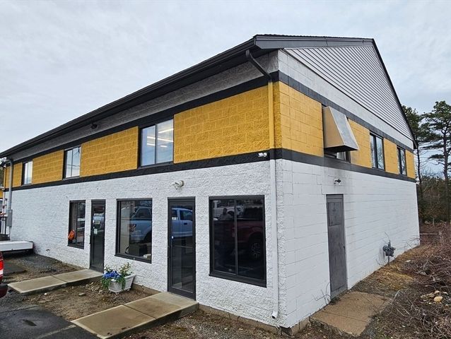 3091 Cranberry Hwy, Wareham, MA 02538