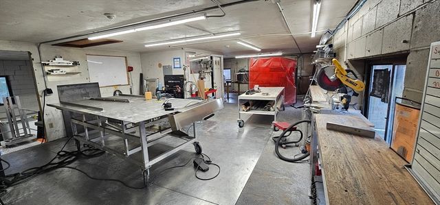 3091 Cranberry Hwy, Wareham, MA 02538