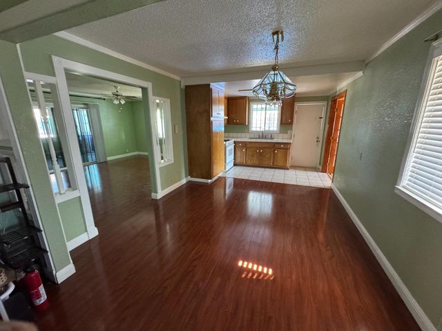 7234 Carmi St, Sacramento, CA 95828