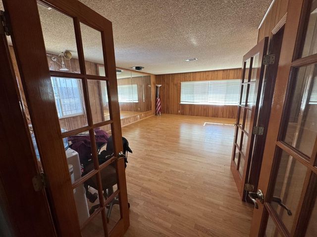 7234 Carmi St, Sacramento, CA 95828