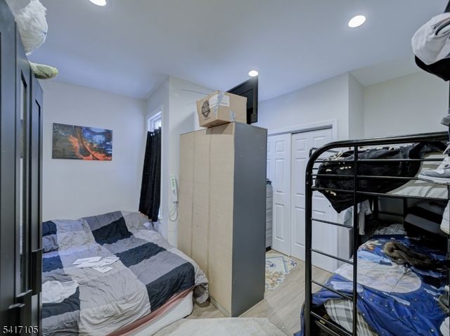 193 Clerk St, Jersey City, NJ 07305