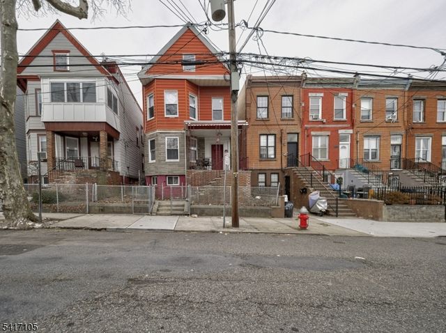 193 Clerk St, Jersey City, NJ 07305