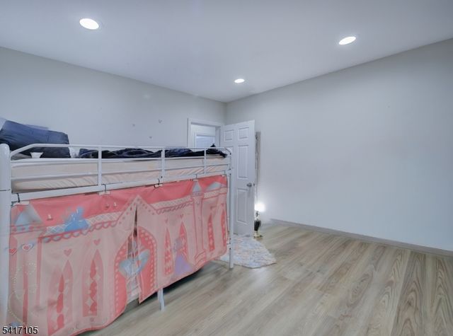 193 Clerk St, Jersey City, NJ 07305