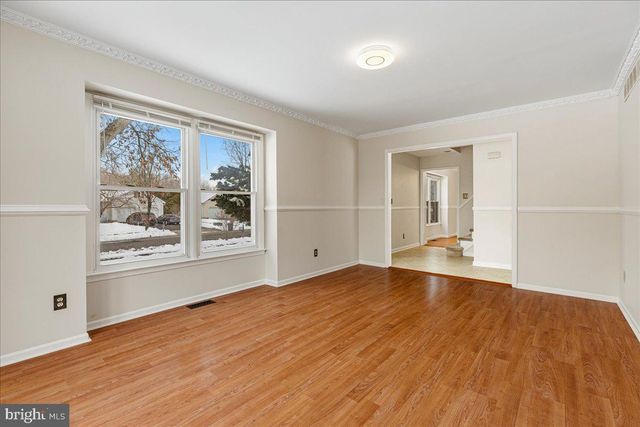 27 W CARTWRIGHT DR, Princeton Junction, NJ 08550