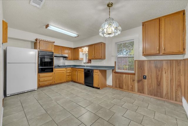 2210 Starlite Lane, Irving, TX 75061