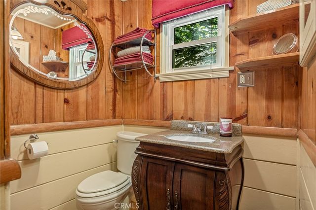 667 Dogwood Cyn, Blue Jay, CA 92317