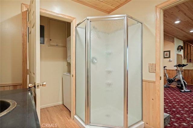 667 Dogwood Cyn, Blue Jay, CA 92317