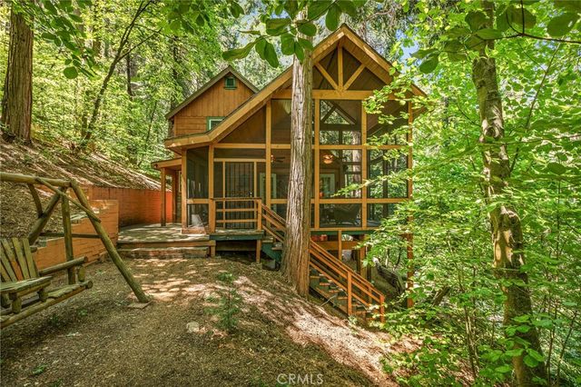 667 Dogwood Cyn, Blue Jay, CA 92317