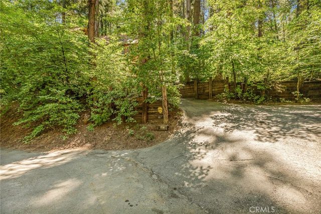 667 Dogwood Cyn, Blue Jay, CA 92317