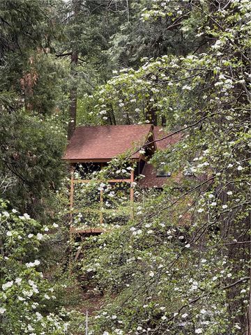 667 Dogwood Cyn, Blue Jay, CA 92317