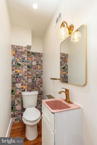 412 SEPVIVA ST, Philadelphia, PA 19125