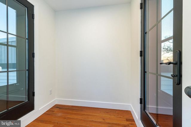 412 SEPVIVA ST, Philadelphia, PA 19125