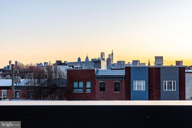 412 SEPVIVA ST, Philadelphia, PA 19125