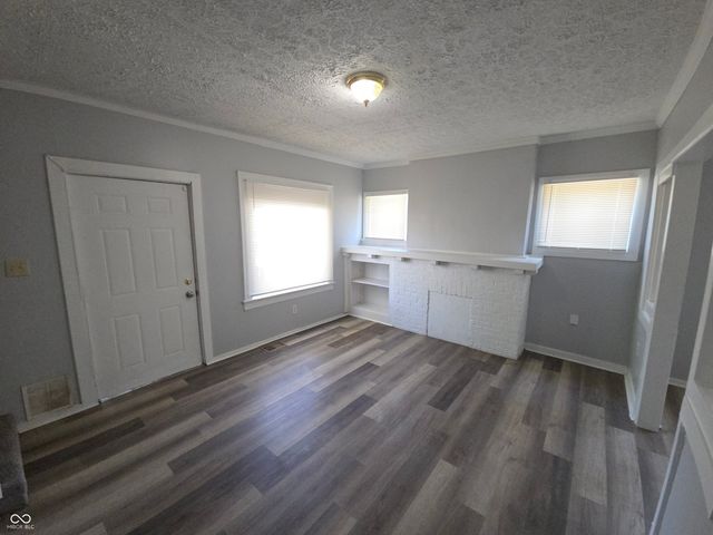 143 W 35th Street, Indianapolis, IN 46208