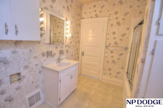 1720 N Broad Street, Fremont, NE 68025