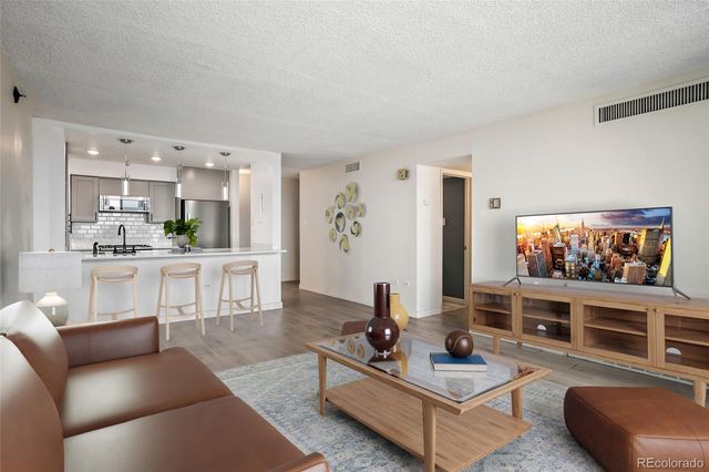 1020 15th Street 16N, Denver, CO 80202