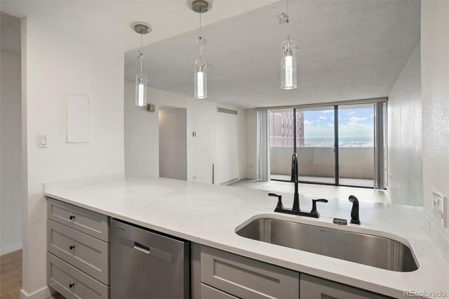 1020 15th Street 16N, Denver, CO 80202
