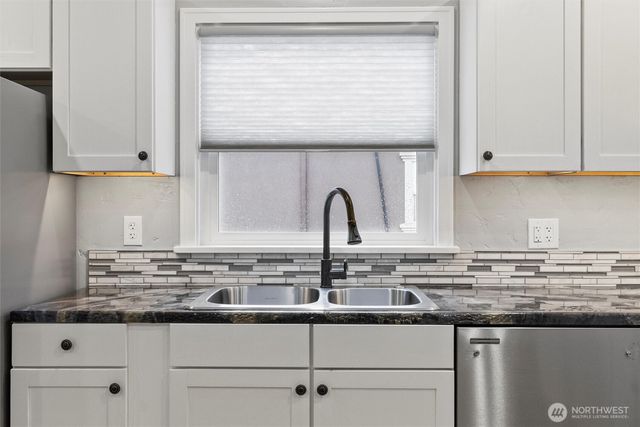 825 S 3rd Avenue, Walla Walla, WA 99362