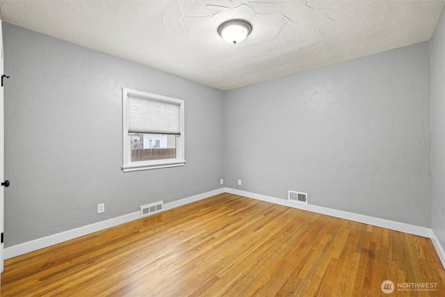 825 S 3rd Avenue, Walla Walla, WA 99362