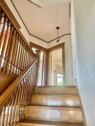 47 Pleasant St, Everett, MA 02149