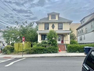 47 Pleasant St, Everett, MA 02149