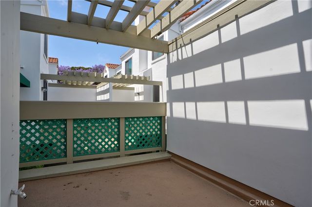 7401 Seabluff Drive 103, Huntington Beach, CA 92648