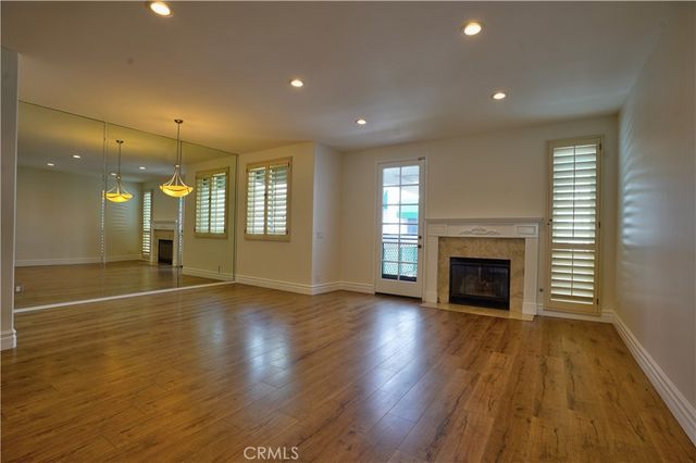 7401 Seabluff Drive 103, Huntington Beach, CA 92648