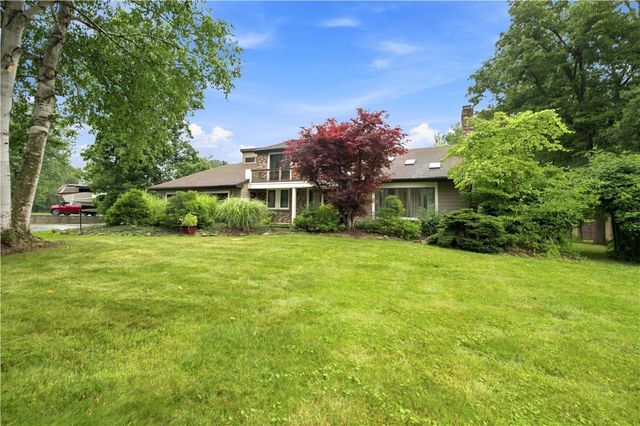 135 Ridgeway Estates, Greece, NY 14626
