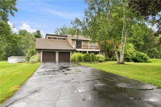 135 Ridgeway Estates, Greece, NY 14626