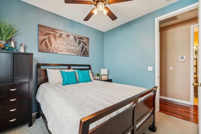 1623 Vosspark Way, Sacramento, CA 95835