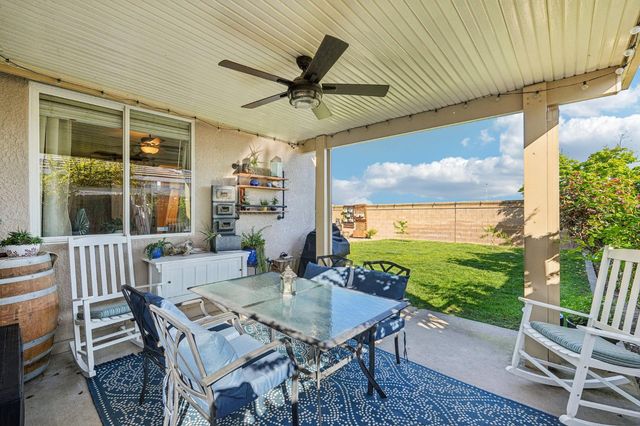 1623 Vosspark Way, Sacramento, CA 95835