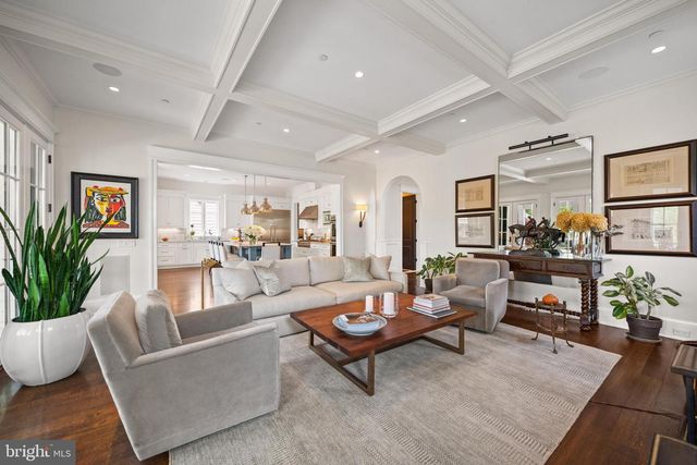 4815 DRUMMOND AVE, Chevy Chase, MD 20815