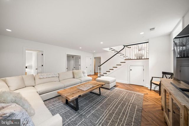 4815 DRUMMOND AVE, Chevy Chase, MD 20815