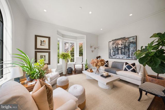 4815 DRUMMOND AVE, Chevy Chase, MD 20815