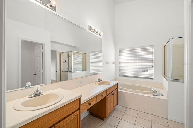 10246 TIMBERLAND POINT DR, Tampa, FL 33647