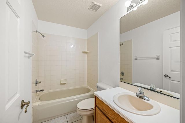 10246 TIMBERLAND POINT DR, Tampa, FL 33647