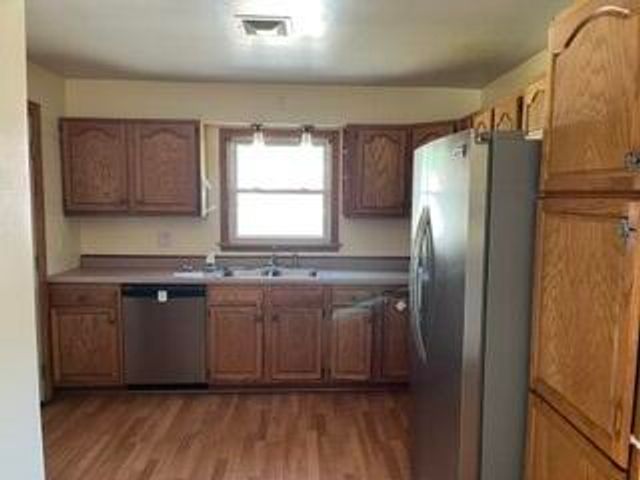 17724 Henry Street, Lansing, IL 60438
