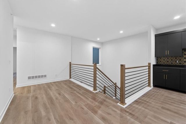 9328 Freedom Street, Lenexa, KS 66227