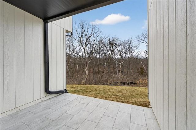 9328 Freedom Street, Lenexa, KS 66227