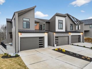 9328 Freedom Street, Lenexa, KS 66227