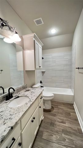 906 Tippit Lane, Greenville, TX 75402