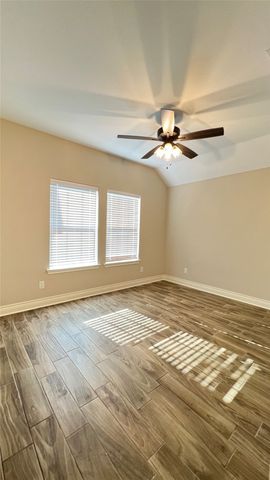 906 Tippit Lane, Greenville, TX 75402