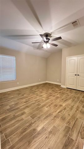 906 Tippit Lane, Greenville, TX 75402
